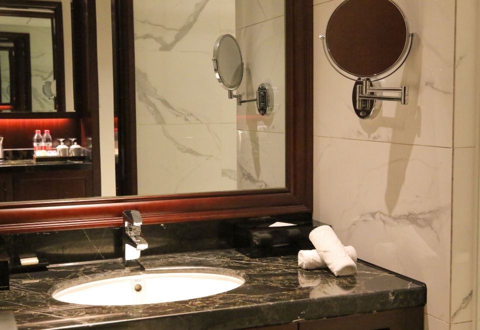 Tiantai Hot Spring ResortAnnex Building Elegant Queen Room