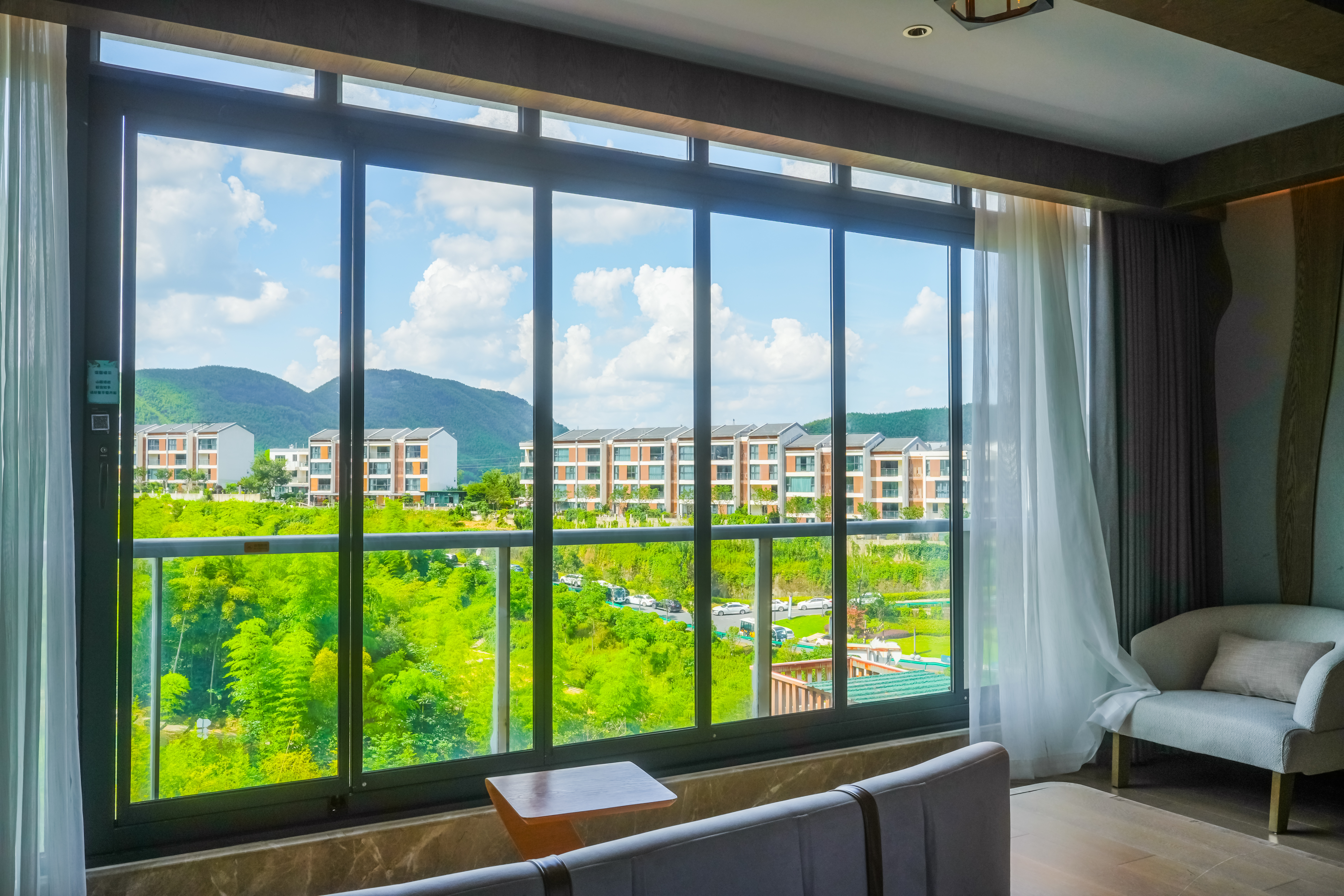 草木年华·丛林野趣大床房【萌宠同乐+亲子度假】