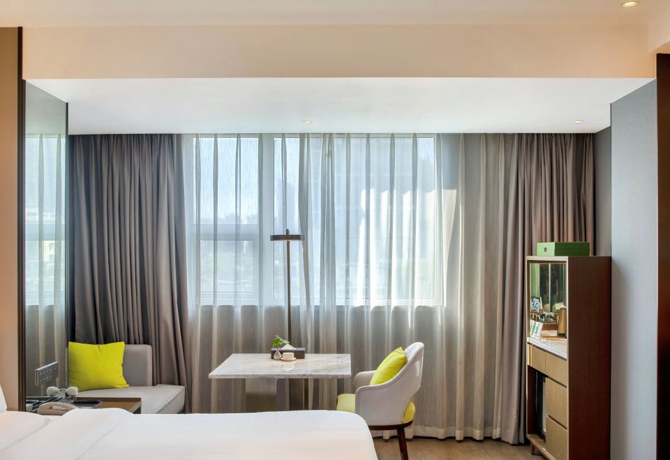 金悦家庭房-超宽衞浴（大床+标准床+投屏）