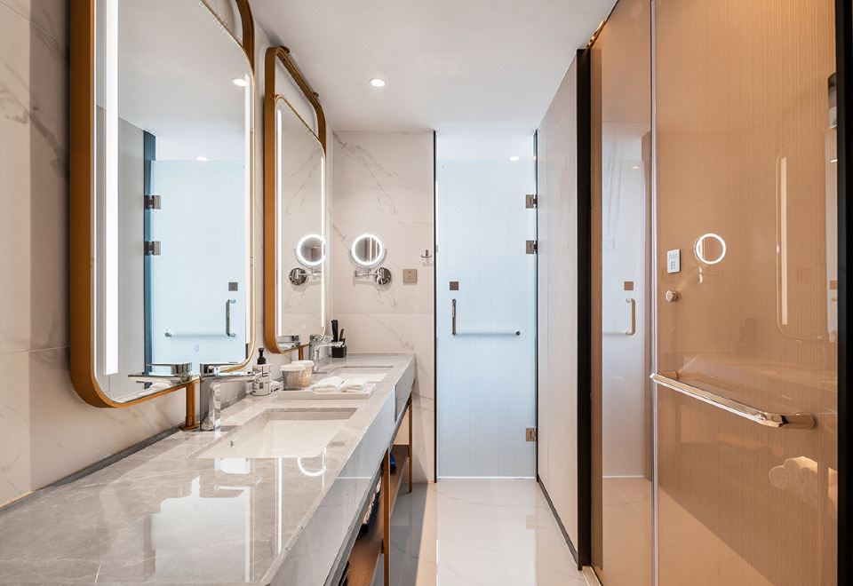 行政尊享套房（功夫茶具-乳膠枕頭-智能客控）