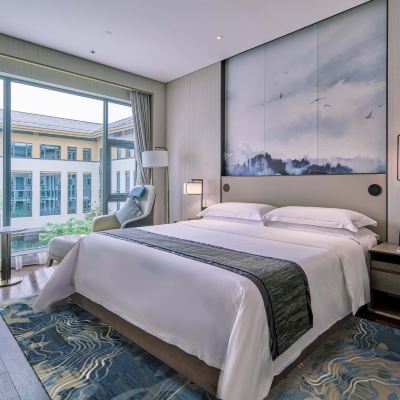 庭景豪華大床房 新興雲浮雅途酒店優惠