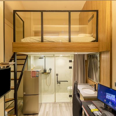 電競大床房[顯卡RTX3060-16G內存+2K-144HZ顯示器] 心遠電競飯店（廈門中山路步行街輪渡碼頭店）優惠