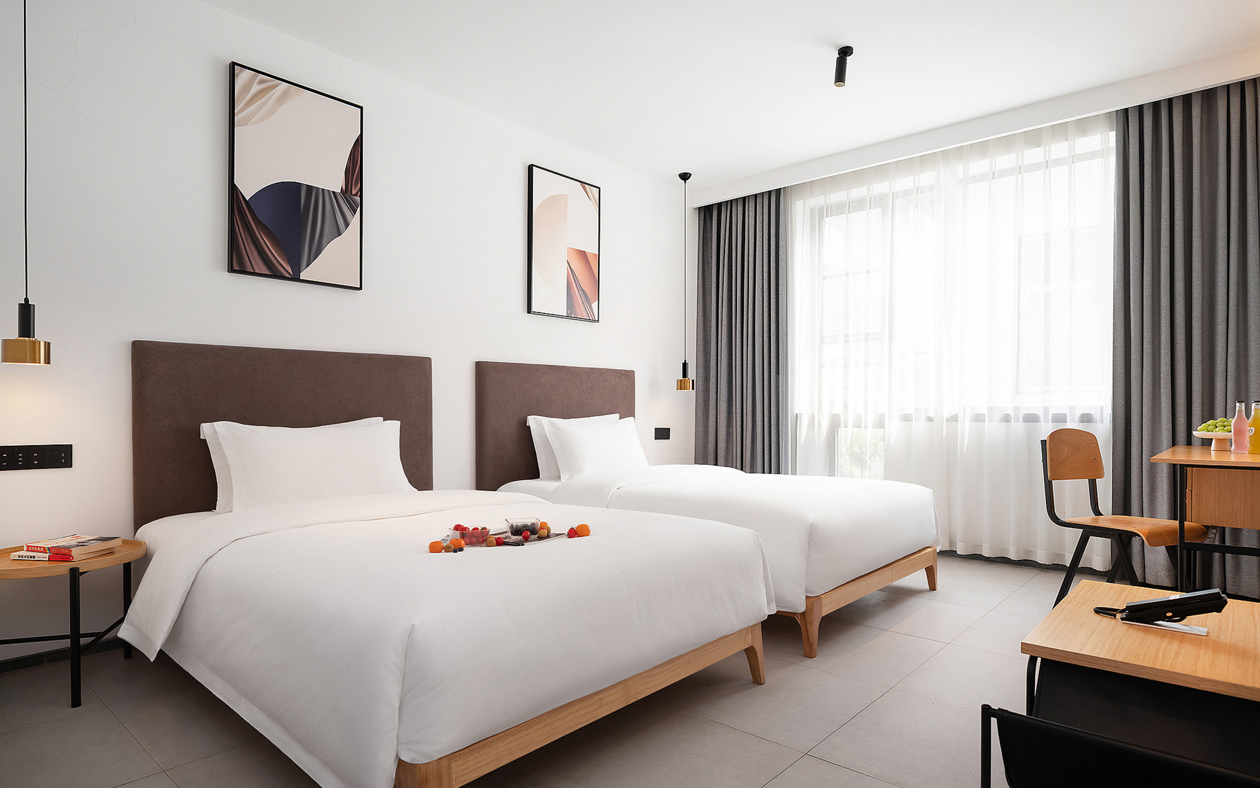 Zhangjiajie Bangke Youth Resort Hotel (Wulingyuan National Forest Park)武陵源印象｜简欧时尚双床房&近溪布街