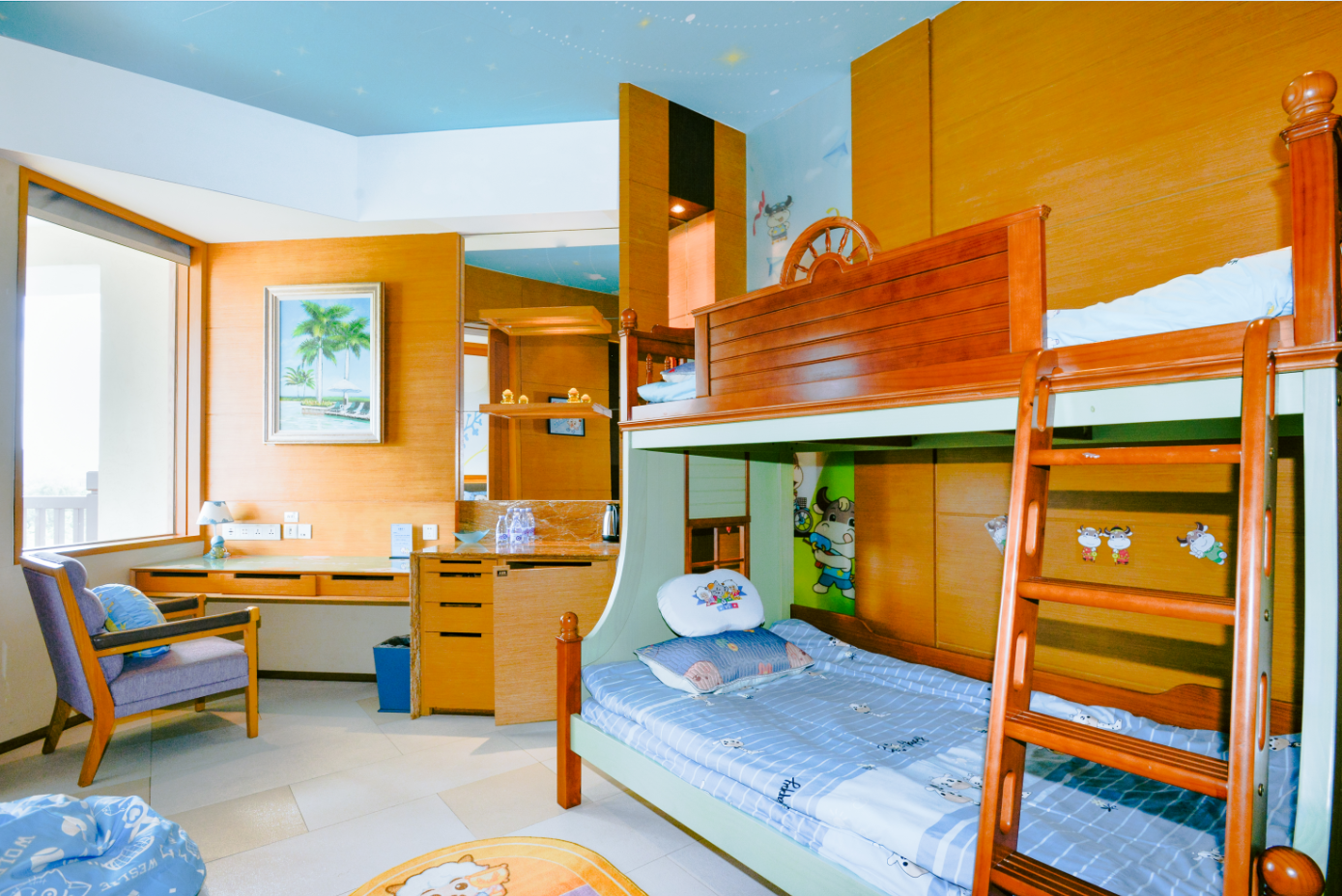 Regal Palace Resort HuidongPleasant Sheep And Big Big Wolf Deluxe Family Room