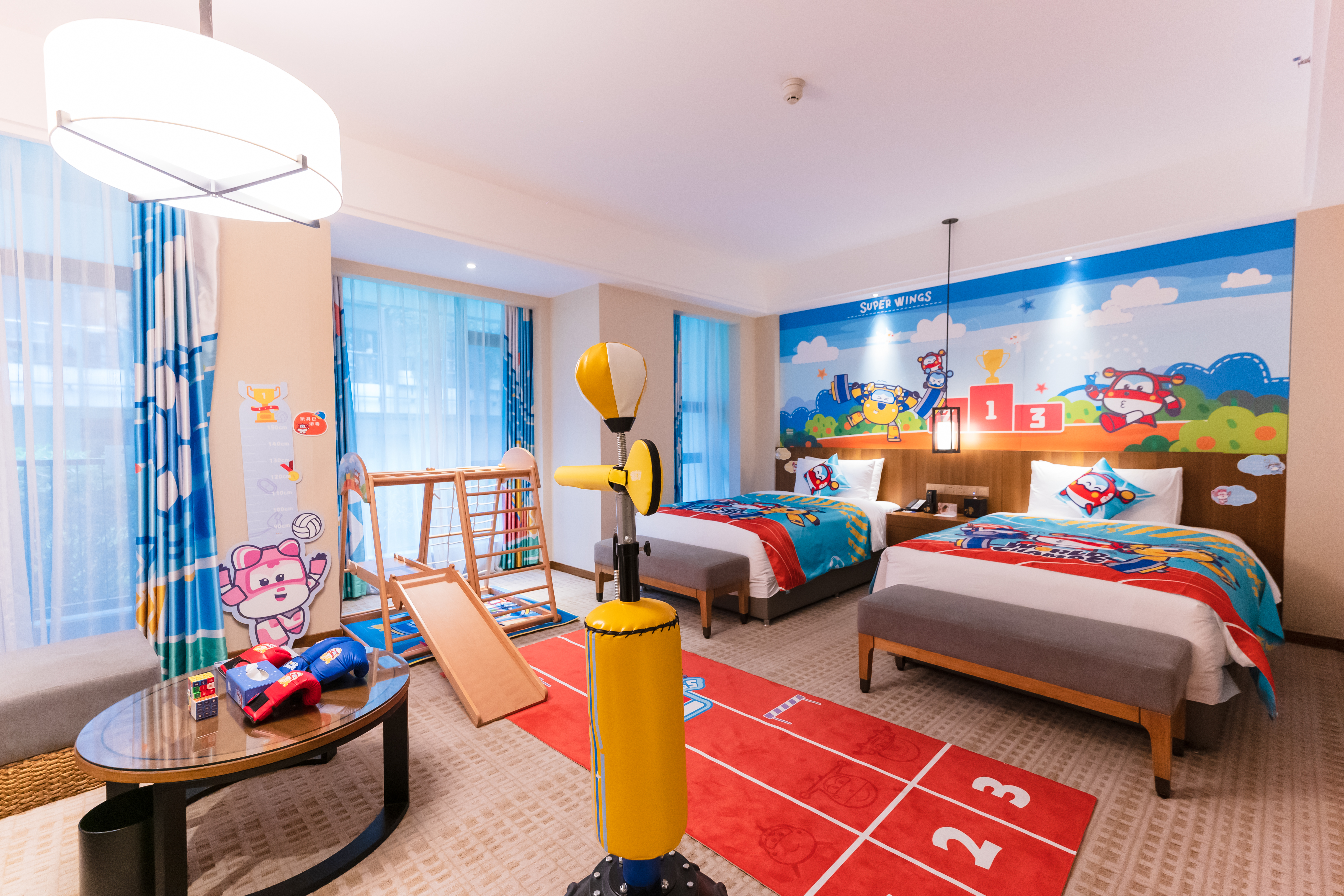 Super Wings Sports Theme Twin Room (East Building)