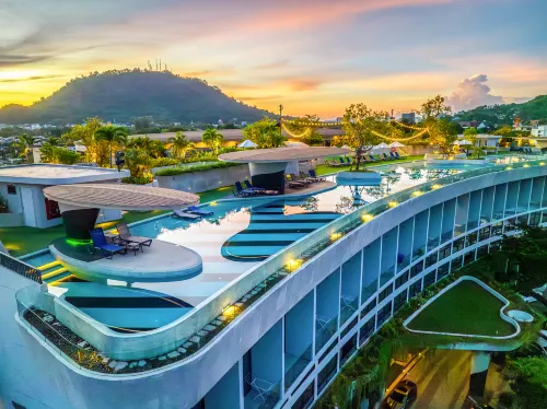 HOMA Phuket Town