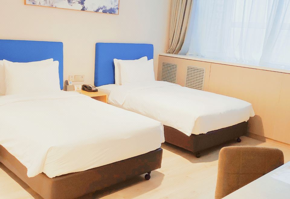 Sunshine City Tsuen Wan Hotel (Xi'an Hi-tech Dadu Dian Shop)Premium Executive Twin Room