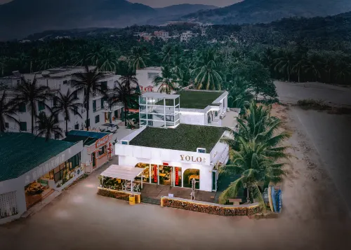 YOLO Residence