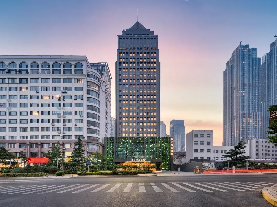 Crystal Orange Qingdao May Fourth Square Seaview - Qingdao