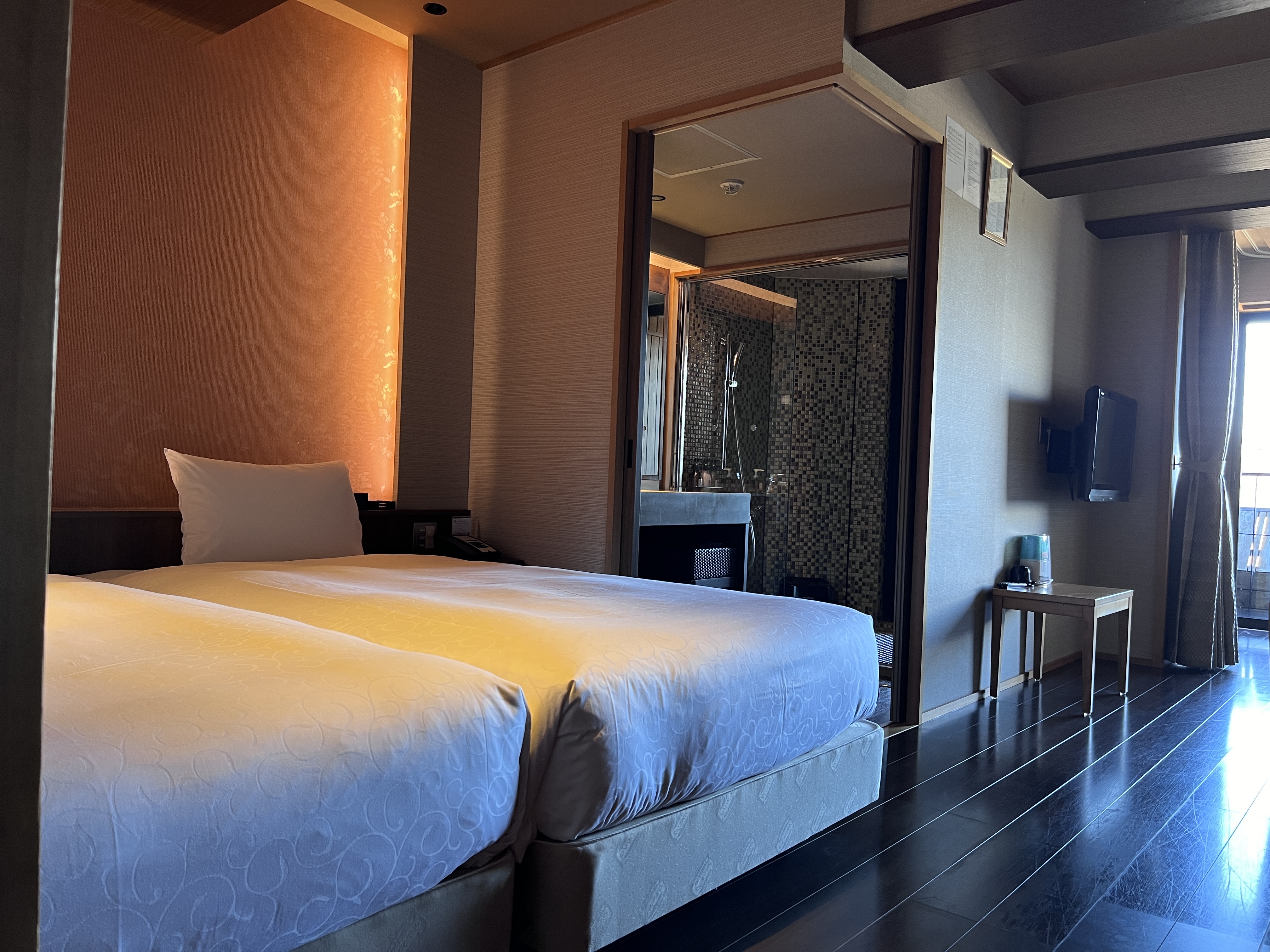 富士山侧温泉露天浴池（2号楼无障碍西式房间）