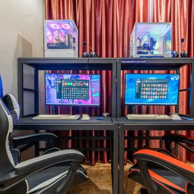 Delightful Dual Computers E-sports Room 台山渤海國際公寓酒店優惠