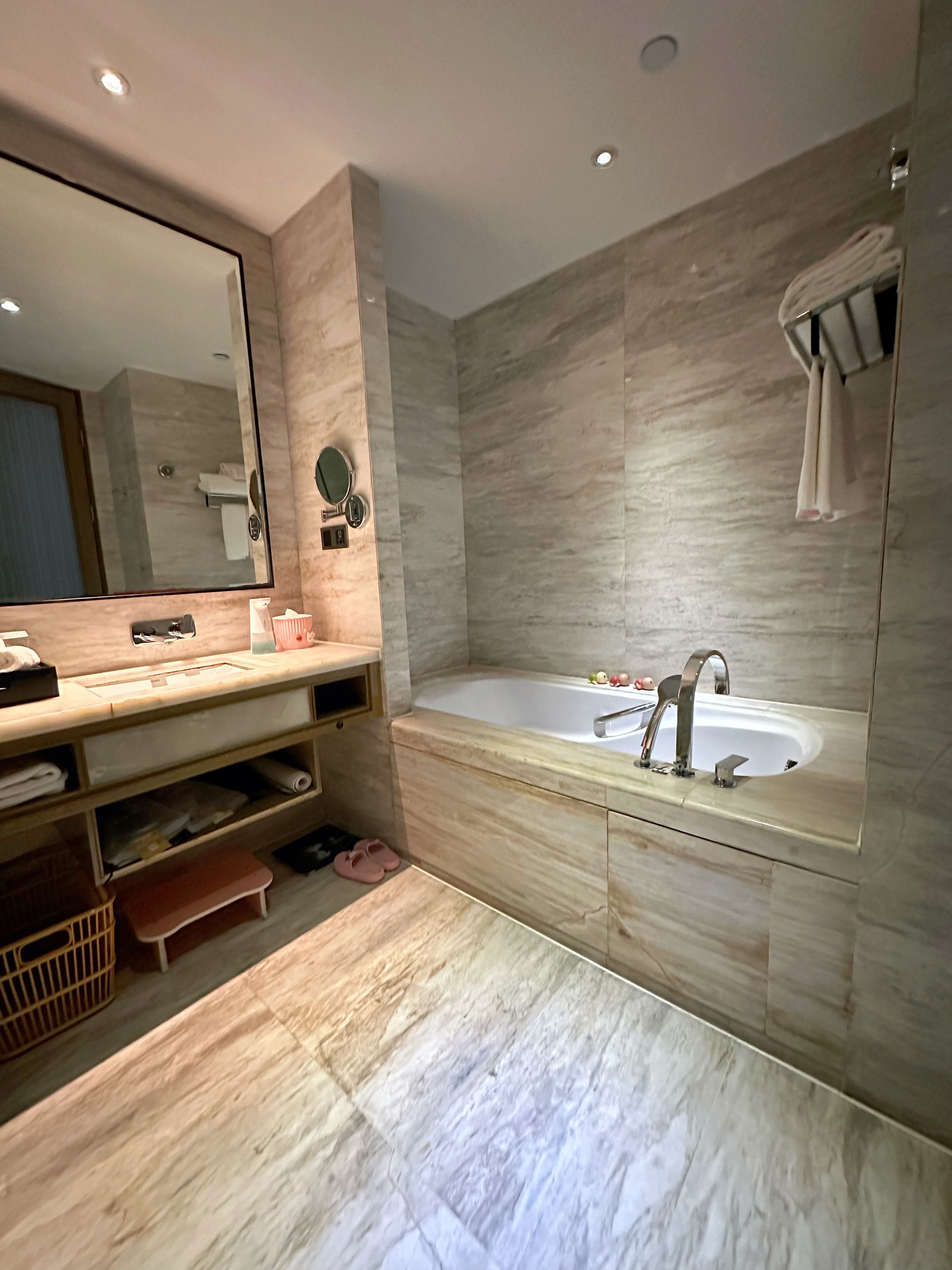 童趣.甜蜜亲子房（静谧双床+主题小童单床+天猫精灵）