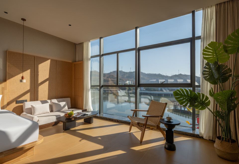 庭院湖景LOFT