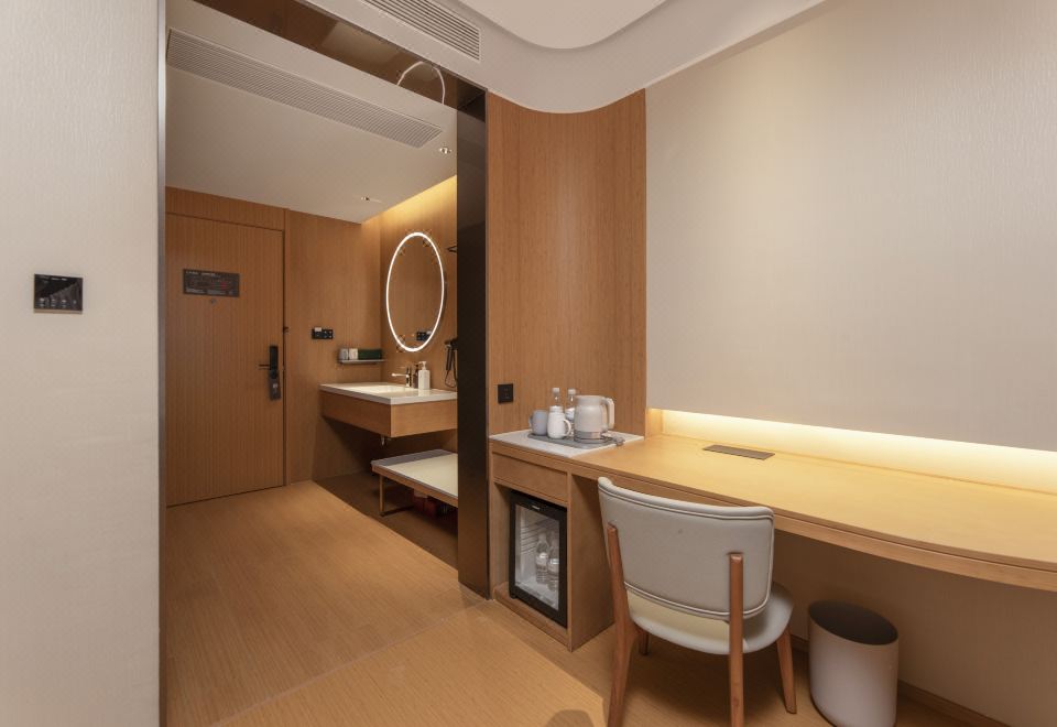 JI Hotel (Xiuning Qiyunshan West Avenue)Business 2-bed Room