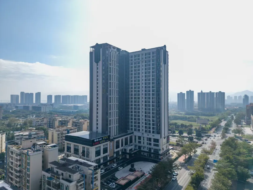Mehood Lestie - Zhaoqing