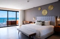 The Fives Oceanfront Puerto Morelos