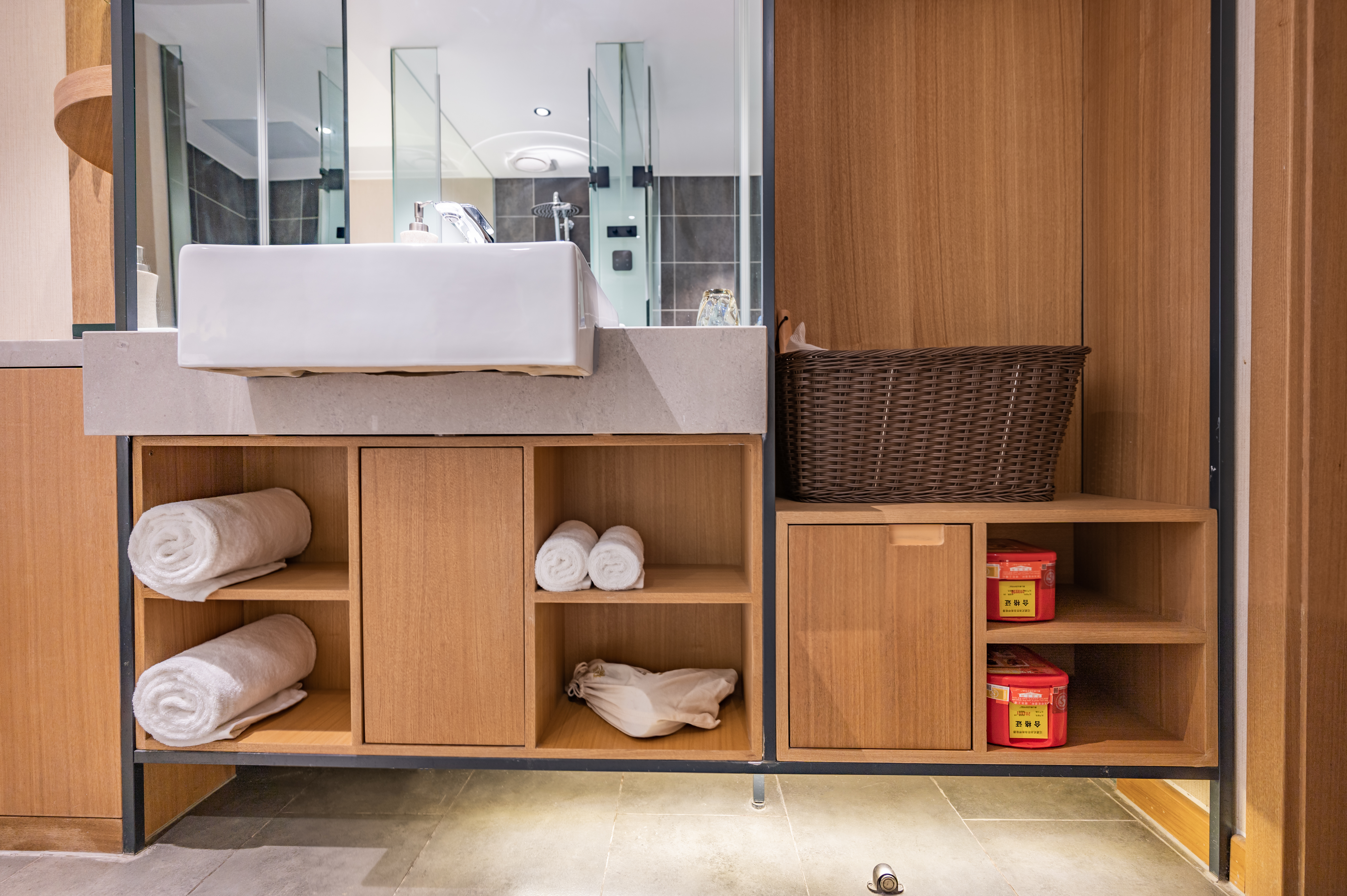 商务榻榻米大床