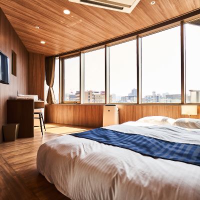 大床房（帶私人淋浴） 本町東&AND青年旅館優惠