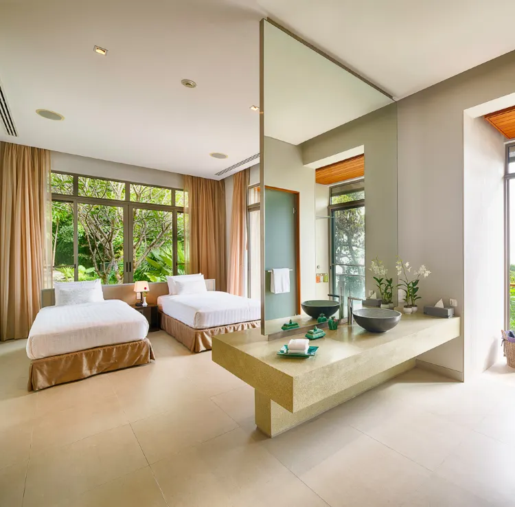 วิลล่าหรู 6 ห้องนอนติดทะเล