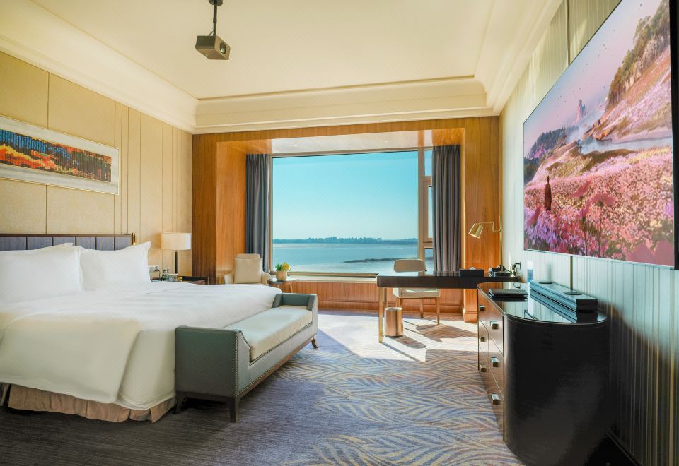 Chateau Star River QingdaoDeluxe Sea-view Double Bed Room With Large Screen Audiovisual