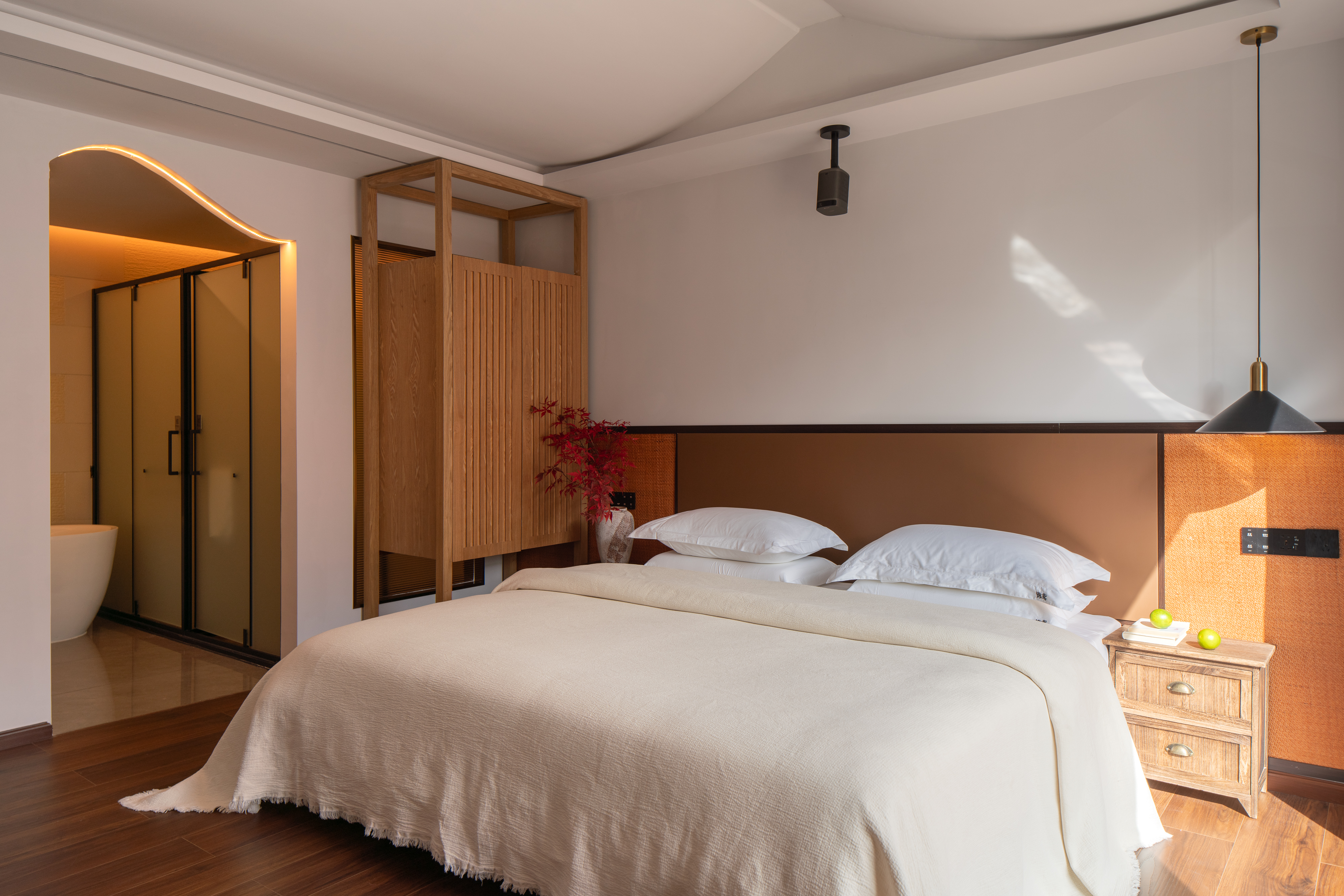 Featured Superior Smart Room (Double Bed) (Bathtub, Bathroom, Floor Heating, Air Conditioner)