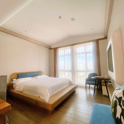 鹽浴深睡眠大床房（鹽浴泡澡&深睡眠體驗） 皇馬假日醉海南大酒店（海口濱海大道秀英店）優惠