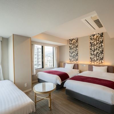 DXツイン【禁煙】シャワーブースタイプ【眺望無し】 ホテルアベストグランデ京都清水 クーポン