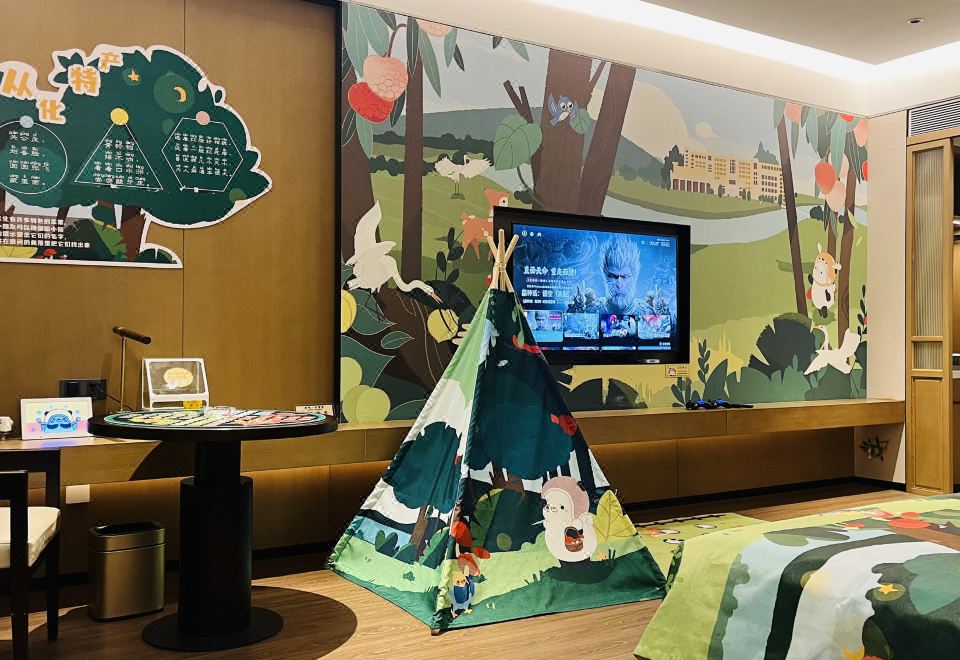 奇幻森林亲子主题双床房-独立泡池