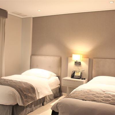 Deluxe Two Bedroom Suite Mövenpick Hotel & Resort Al Bida'a Promo Code