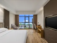 Rhine Hotel (Lichuan Tenglong Cave Tourist Center) Hoteles en Lichuan