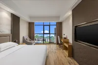 Rhine Hotel (Lichuan Tenglong Cave Tourist Center)