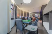 WACE Wansi E-sports Homestay (Ningbo Luotuo)