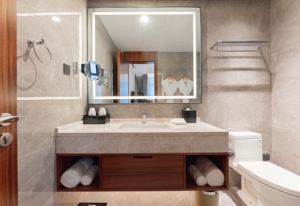 双卧·现代御逸家庭房