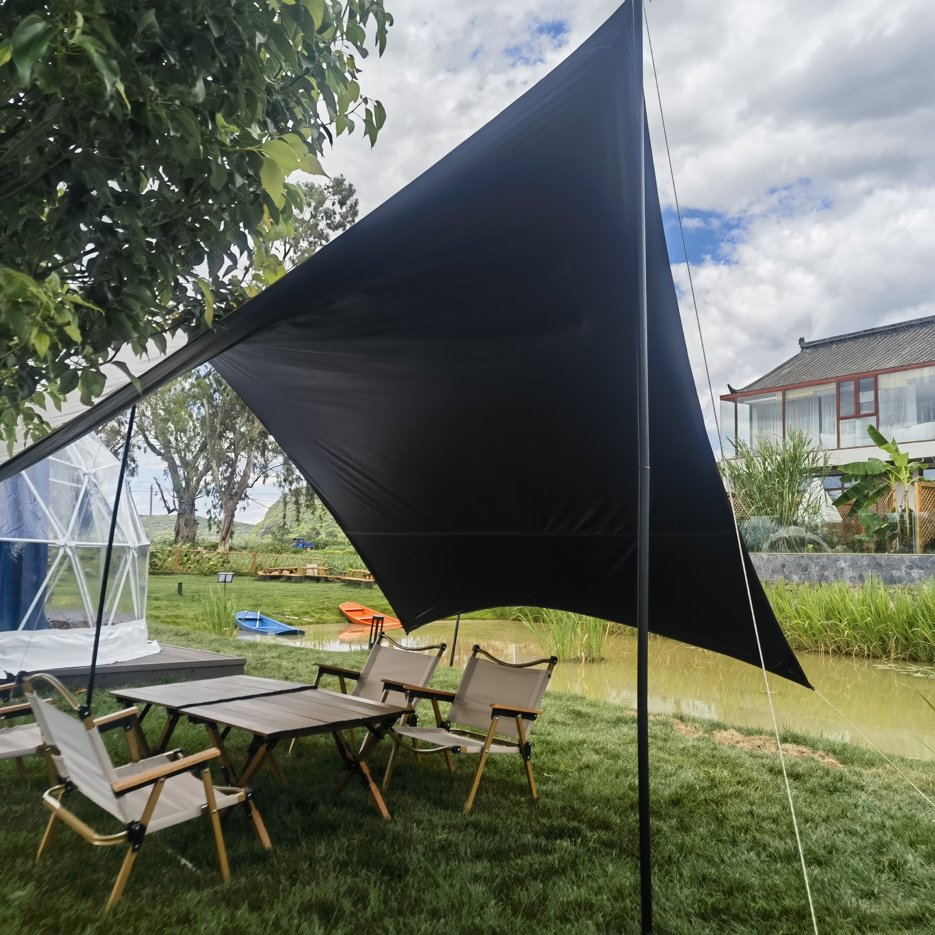 水畔星空帐篷房