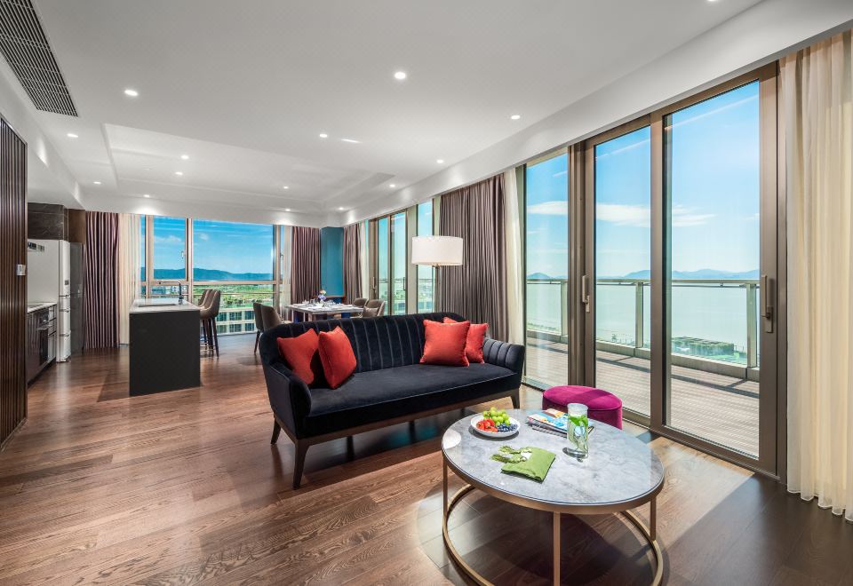 伦Babylon | 270o一线海景露台套房