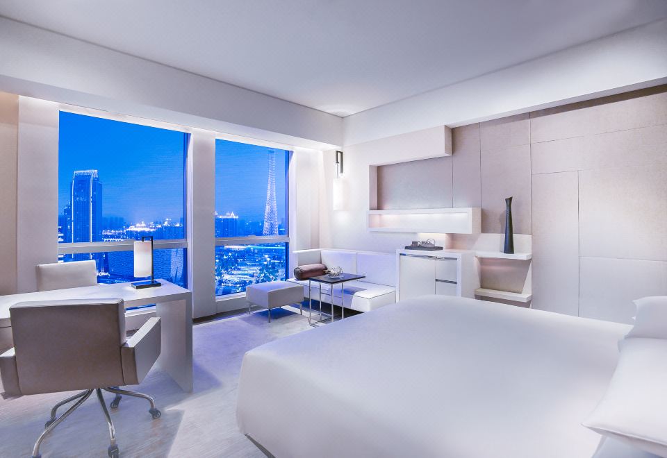 Grand Hyatt GuangzhouTower View Room