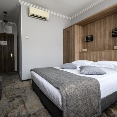 Standard Double Room Ambassadori Promo Code