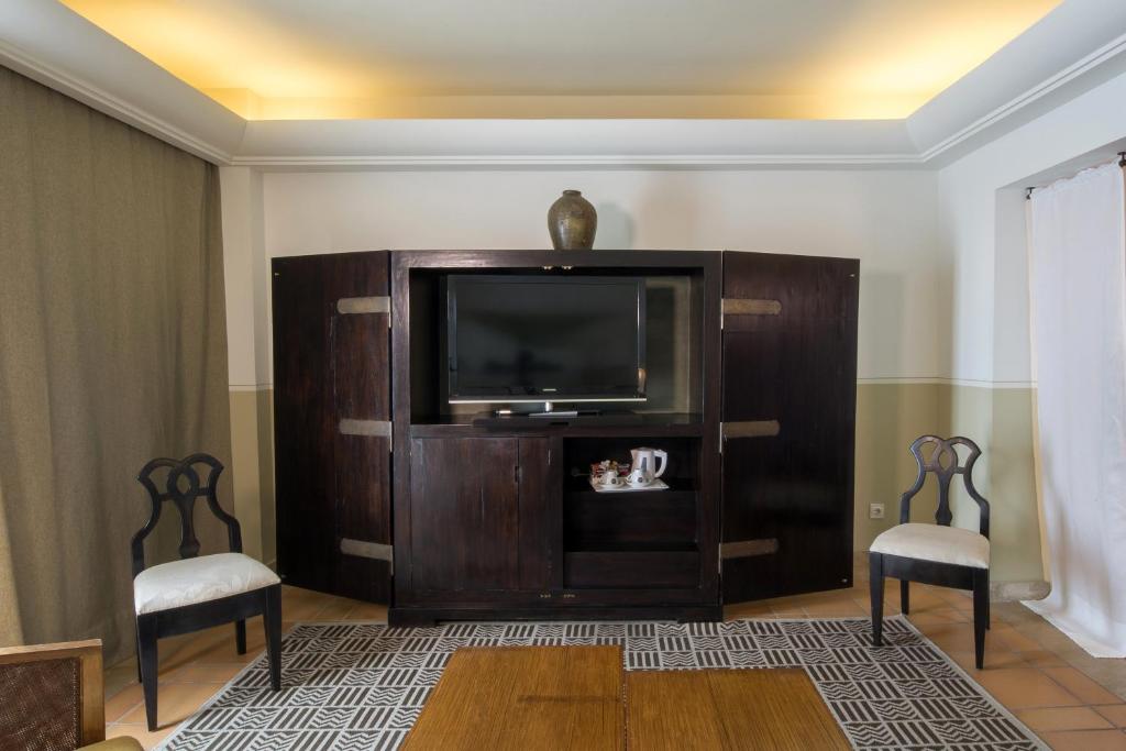 海景小型套房 - 带露台（2名成人+1名小童）