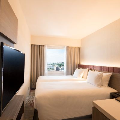 コンパクトツインルーム ダブルツリー by ヒルトン那覇首里城 クーポン