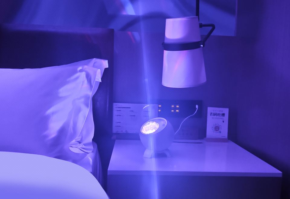 安可臻享大床房（金可兒床墊+VR6D影音+休閑沙發）