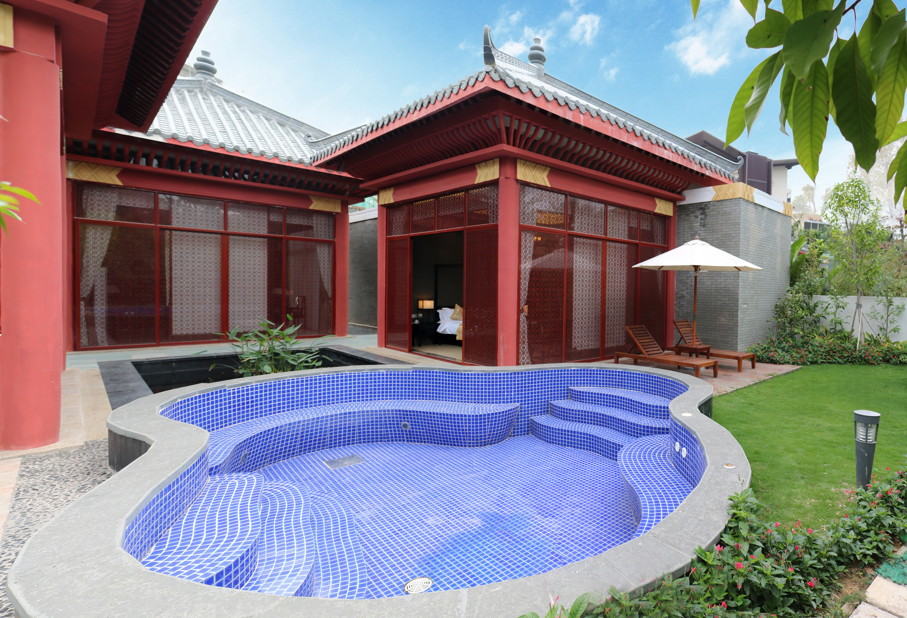 World Trade HotelCourtyard Hot Spring Room