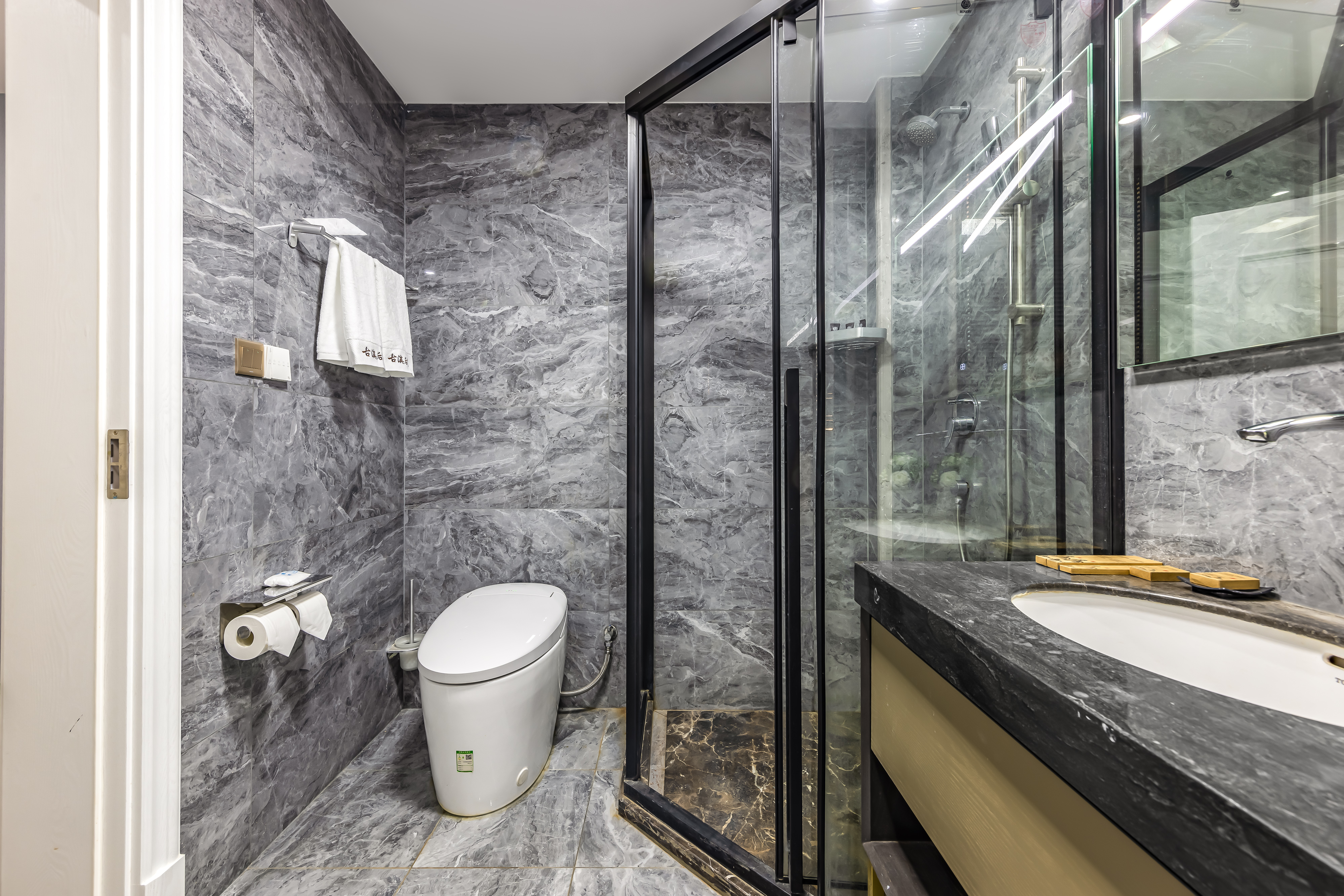 古滇后院·舒适大床房