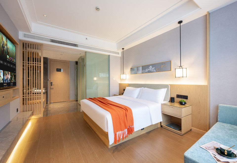 山花 | 智能大床房（亲肤草本洗护+75寸液晶投屏）