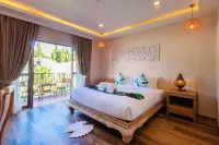 Vannee Golden Sands Beachfront Resort