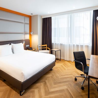 標準雙人床房 阿姆斯特丹 - 體育場塔假日酒店 - IHG 旗下酒店優惠