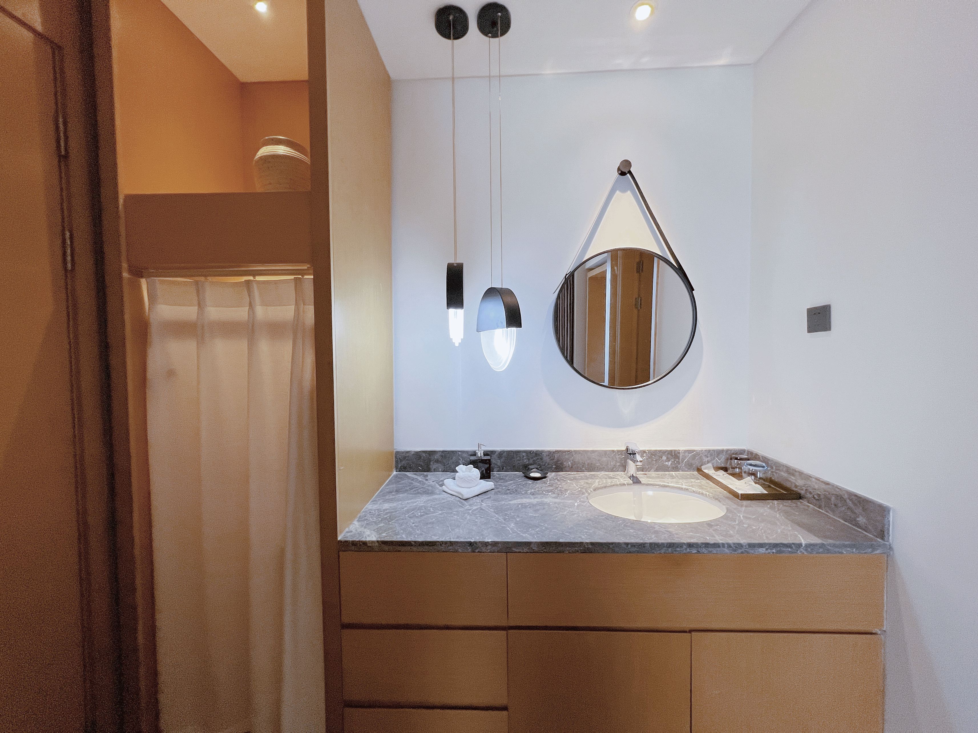 豪华棋牌大床房