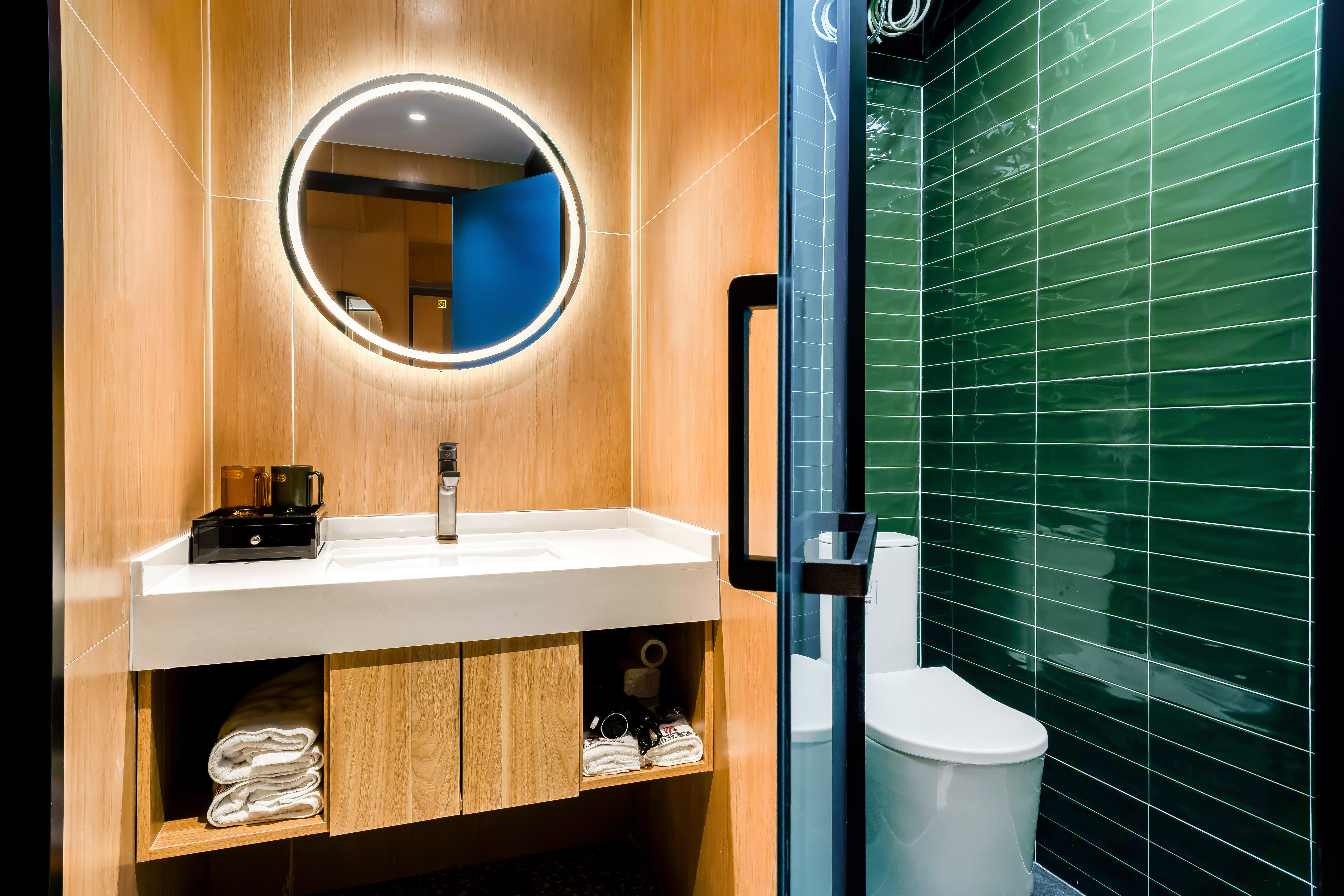 『轻呈』尊享亲子套房（零压床垫+清净精灵）