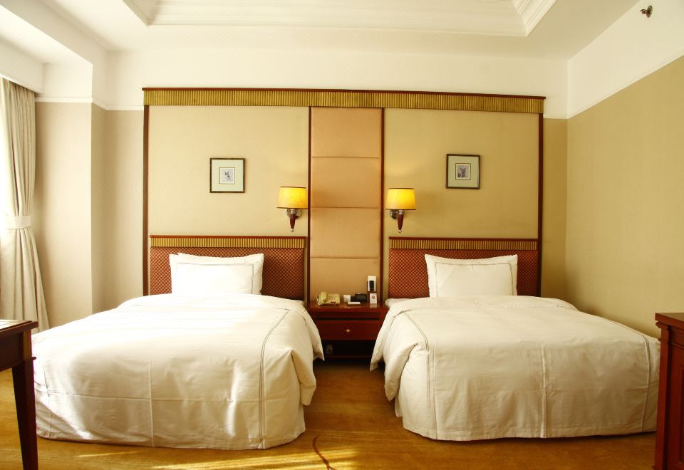 Jianguo Garden Hotel BeijingDeluxe 2-bedRoom