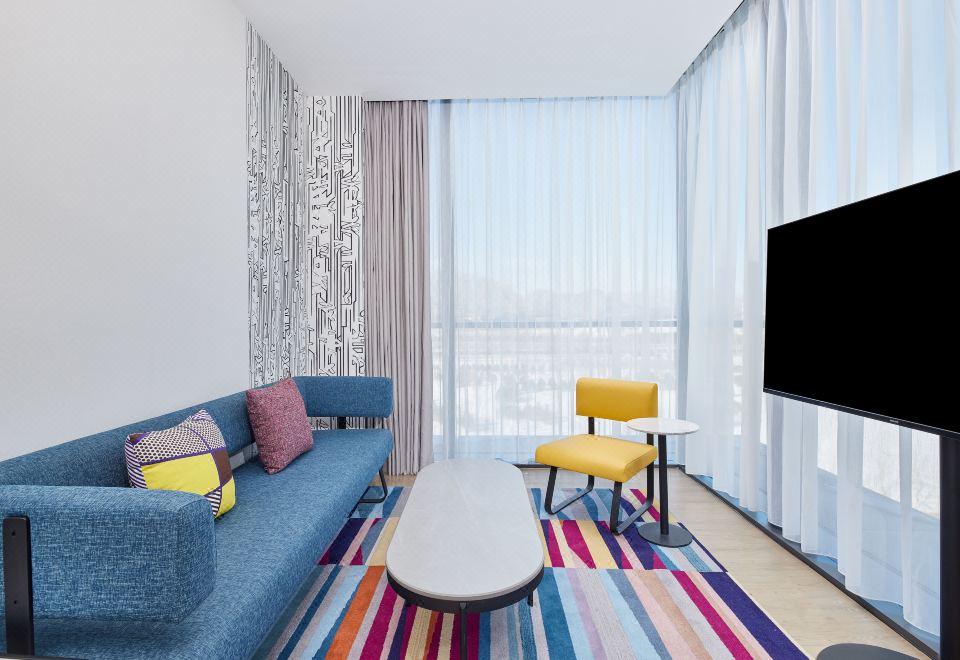 Aloft Beijing HuairouAloft Suite