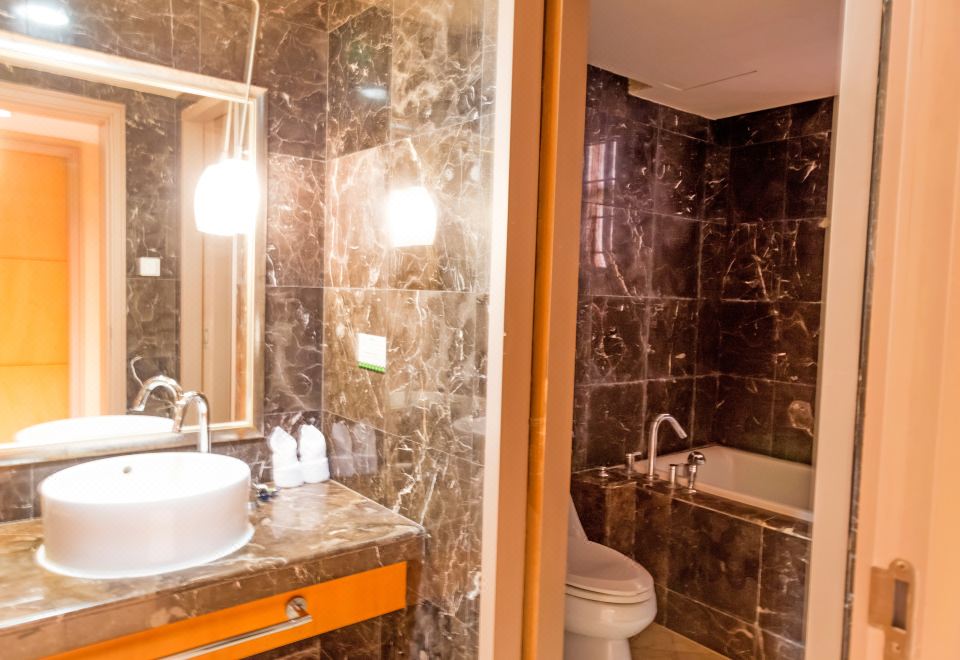 地中海溫泉別墅三房（含私家湯池）